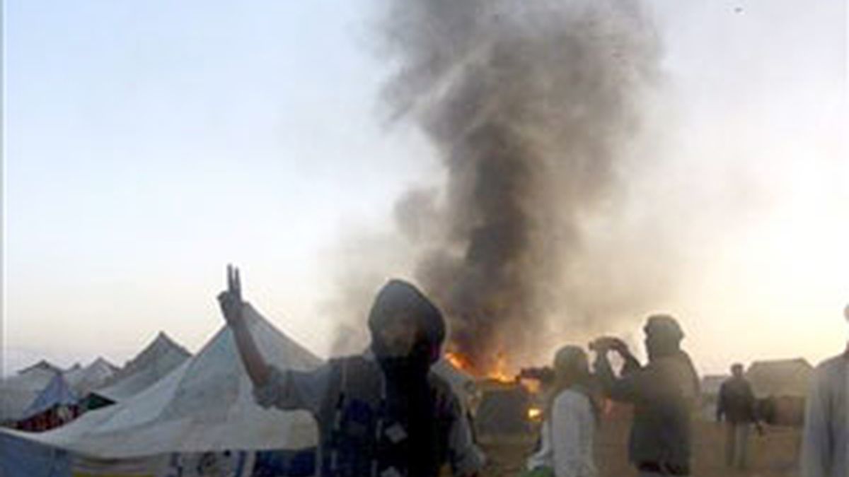 Una de las imágenes que se pudieron captar del campamento de protesta saharaui de Gdaim Izik, antes de los disturbios. Foto: EFE.