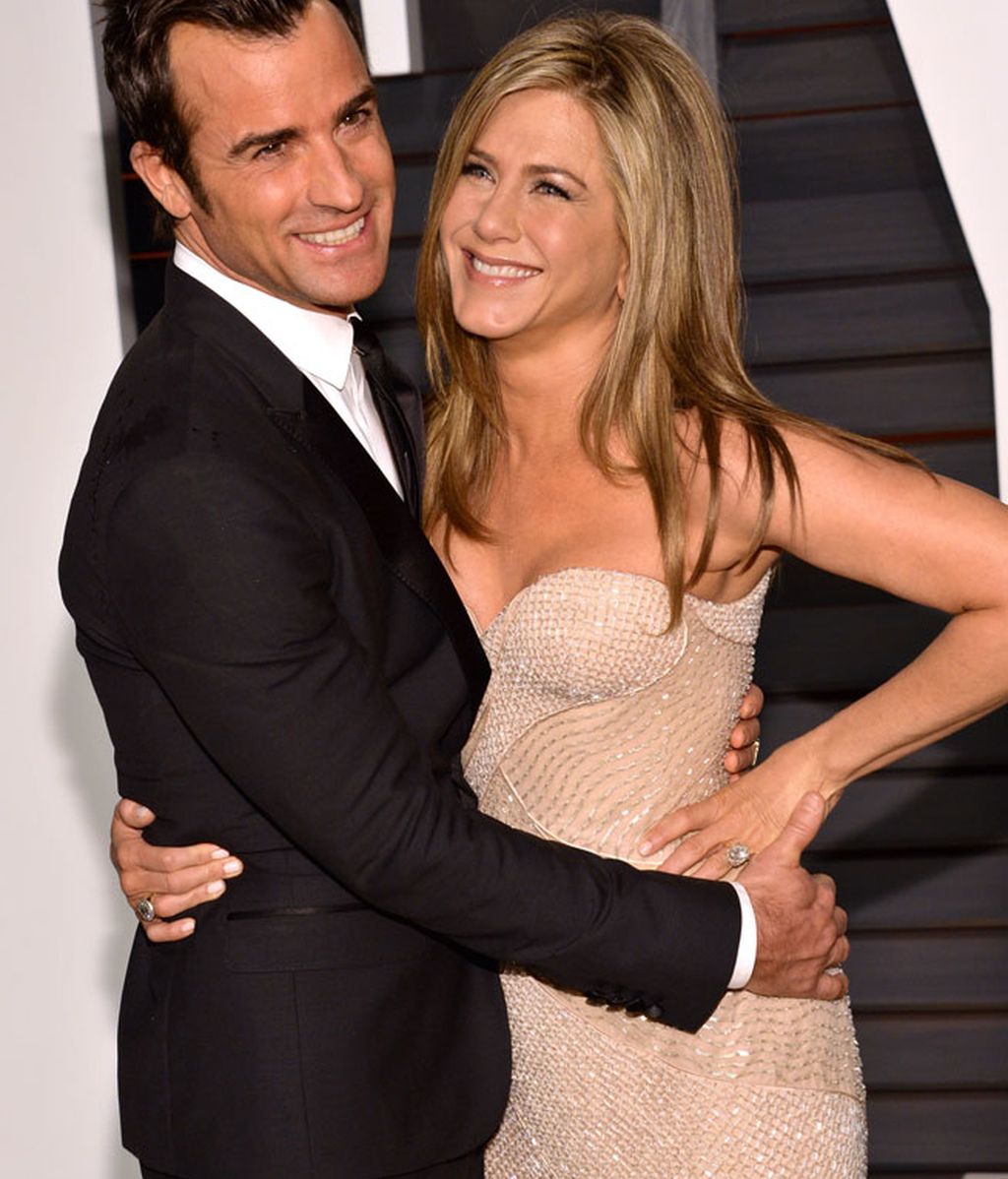 Jennifer Aniston y su novio posaron así de cómplices ante los fotógrafos