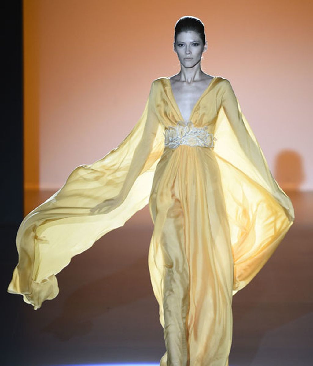 Tejidos livianos y colorido primaveral