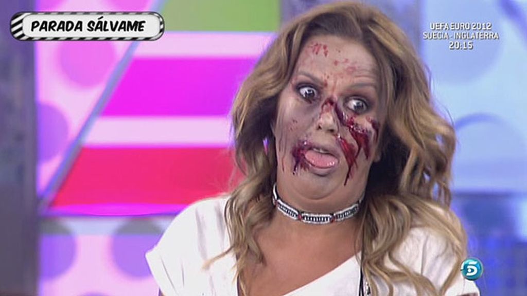 La colaboradora se caracteriza