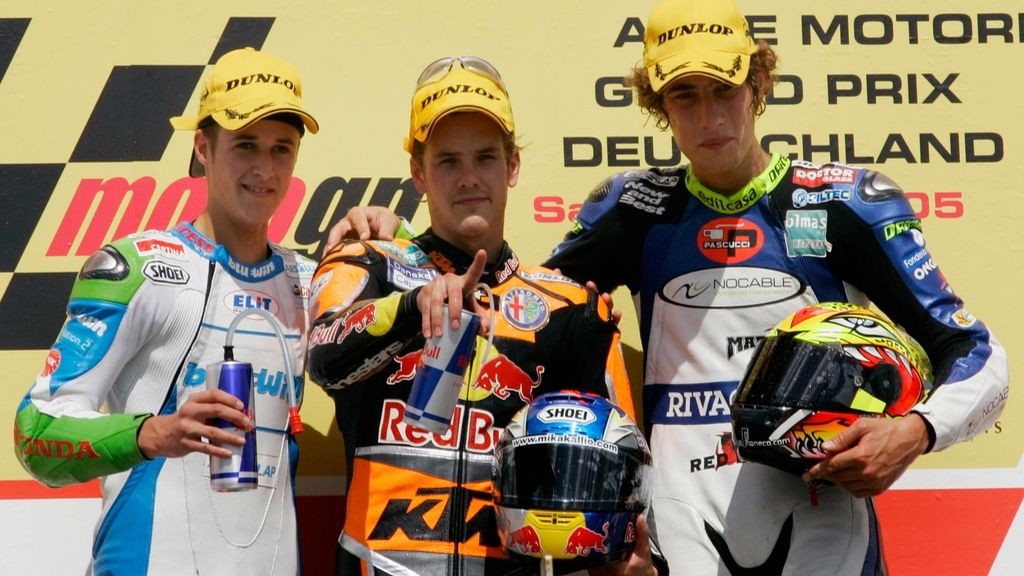 Marco Simoncelli, en el podio de Sachsenring (Año 2005)