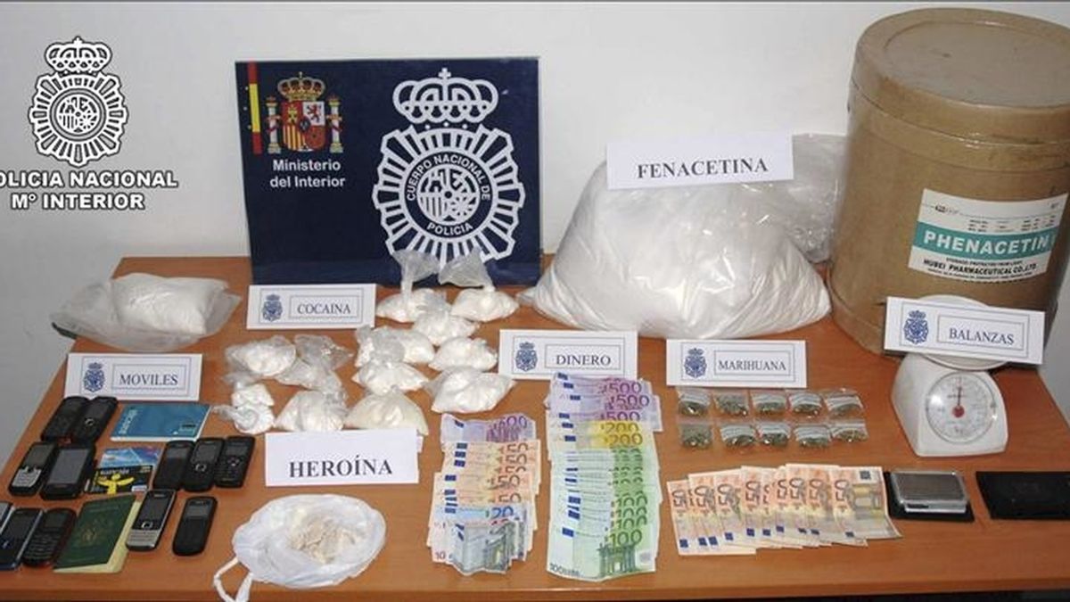 Imagen facilitada por La Policía Nacional que ha desarticulado una red de tráfico de drogas, que operaba en la Comunidad de Madrid y Canarias, y ha detenido a trece personas. EFE