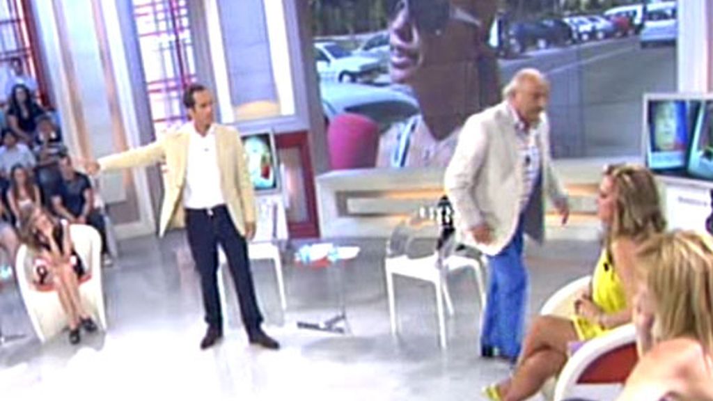 Humberto Janeiro, a punto de abandonar el plató de 'Enemigos íntimos'