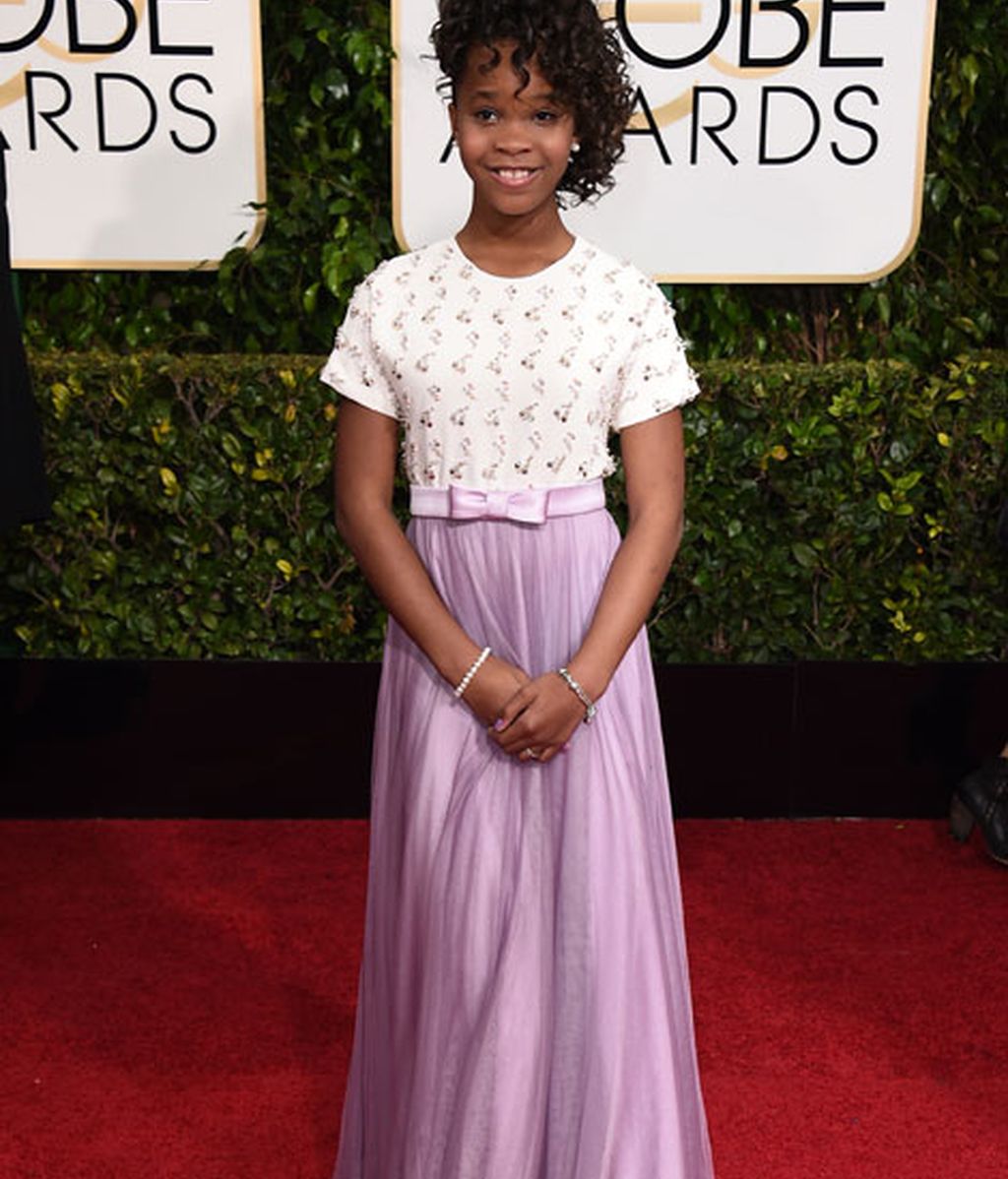 Las actrices arriesgan poco en la alfombra roja de los Globos de Oro