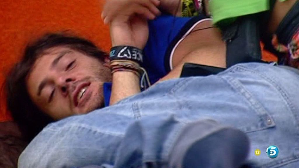 La canaria no deja descansar al italiano