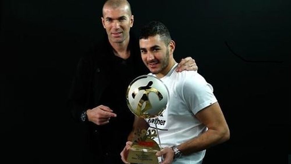 Benzemá, 'Mejor Jugador francés' del año Benzemá, 'Mejor Jugador francés' del año