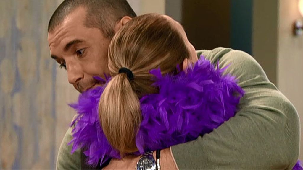 El presentador contrata los servicios de limpieza de Luisma y Macu