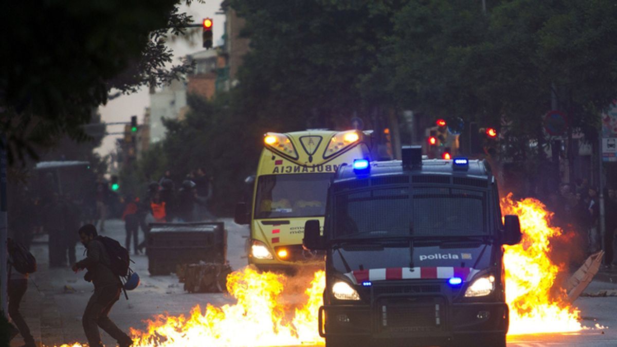 Disturbios en el desalojo de Can Vies en Barcelona