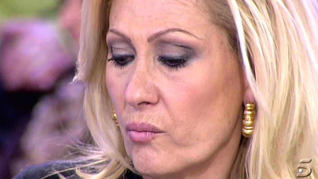 La colaboradora no puede evitar las lágrimas