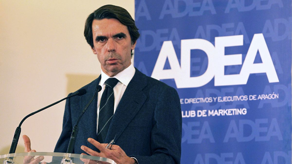 Aznar interviene en el Foro Adea