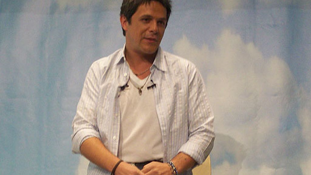 Alejandro Sanz regresa con 'Paraíso  Express'