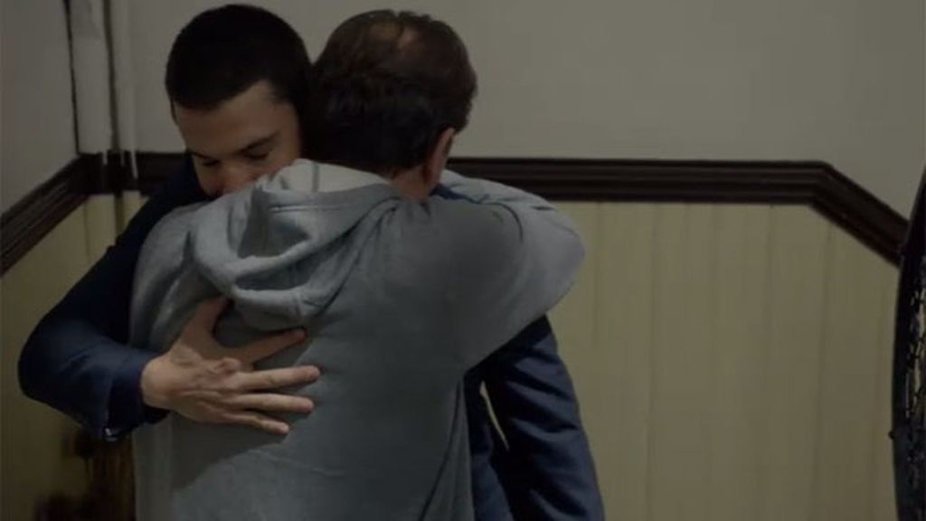 Morey se emociona en el reencuentro con su padre