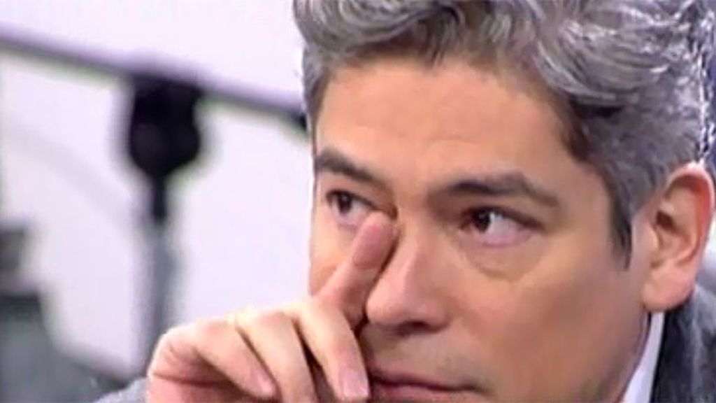 Emilia compró comida y pañales para sus hijas con una tarjeta que no era suya