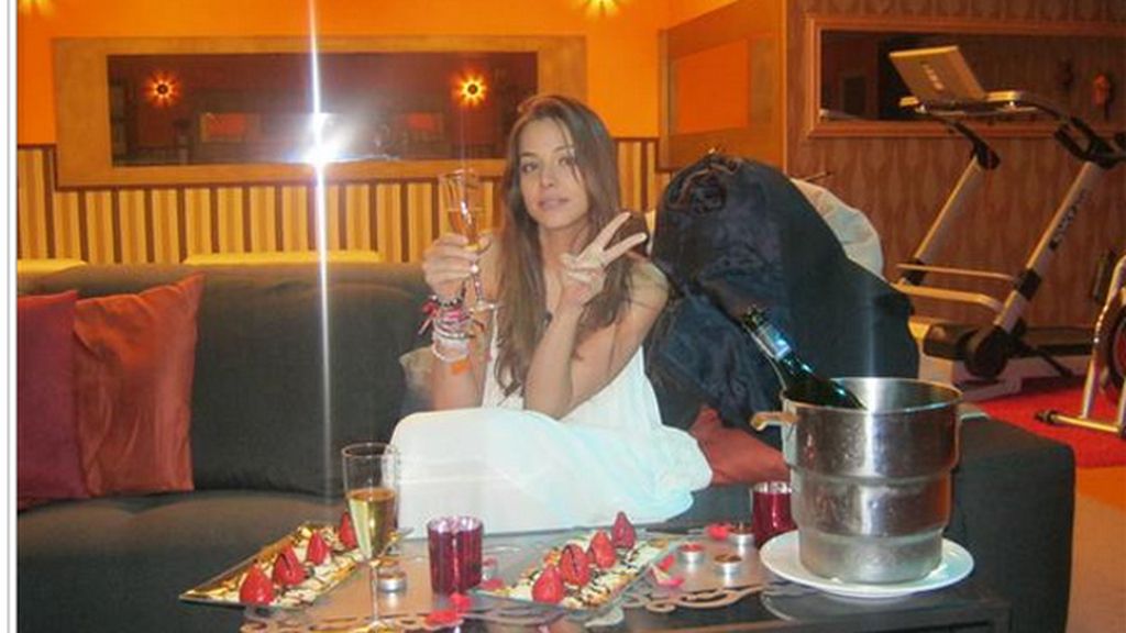 Las fotos más íntimas de la cena de Sonia y Kristian