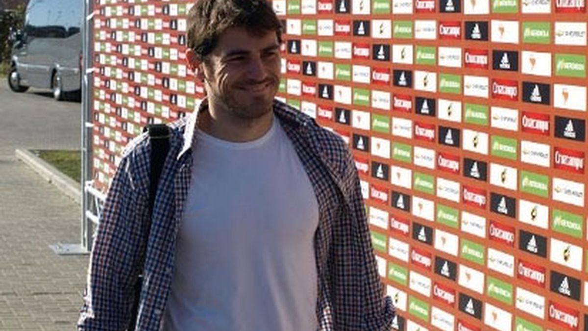 Casillas llega a la Ciudad del Fútbol de Las Rozas
