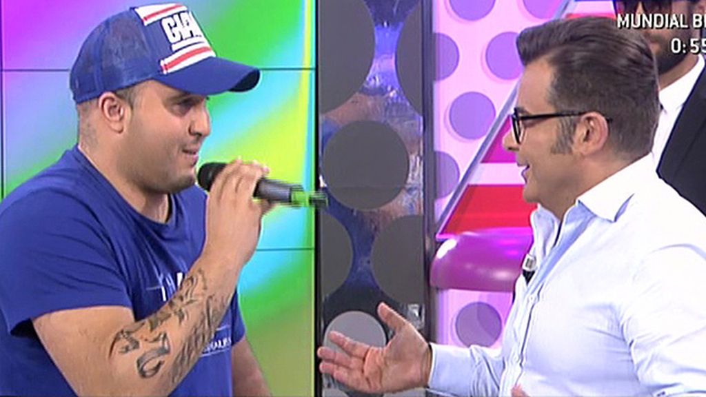 El DJ no quiere enfrentamientos en plató tras cruzar unos polémicos tuits con Kiko H.