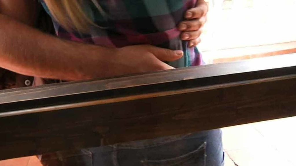 ¡Jonathan y Elisabeth se besan delante de Rebeca!