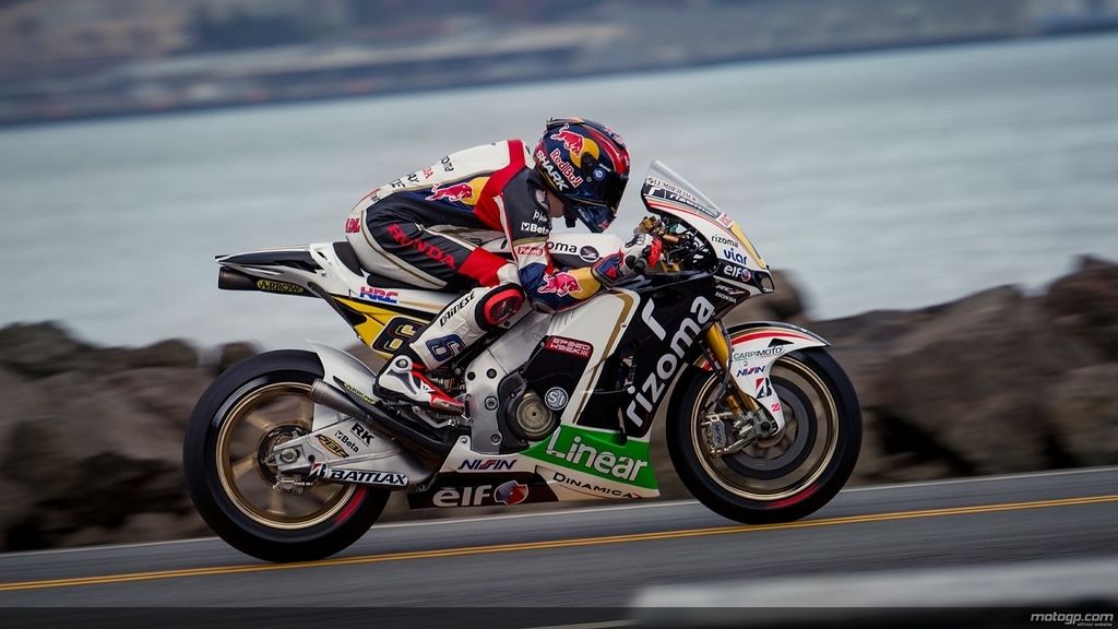 Piruetas y caballitos para el público presente