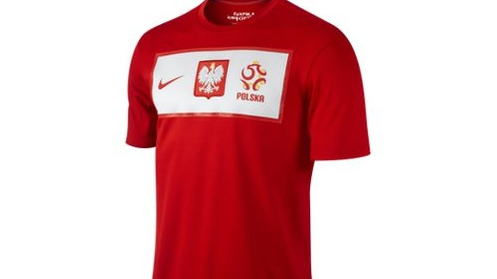 Segunda equipación de Polonia