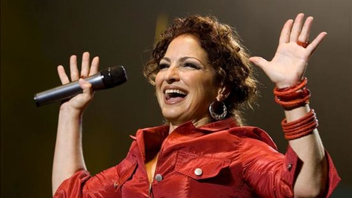 La fundadora del "Miami Sound Machine" indicó también que, pese a lo que dicen los simpatizantes de la dictadura cubana, "en Miami los cubanos no dejan de amar a la gente que está en la isla. EFE/Archivo La fundadora del "Miami Sound Machine" indicó también que, pese a lo que dicen los simpatizantes de la dictadura cubana, "en Miami los cubanos no dejan de amar a la gente que está en la isla. EFE/Archivo