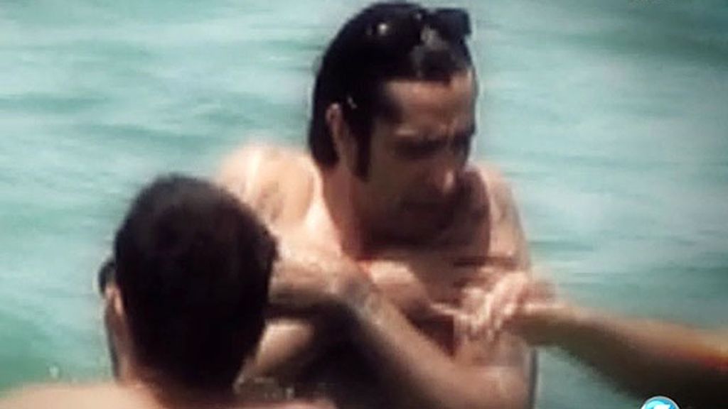 'La Nancy rubia' se da un chapuzón