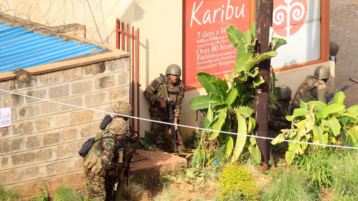 Los militares cercan el centro comercial en Nairobi