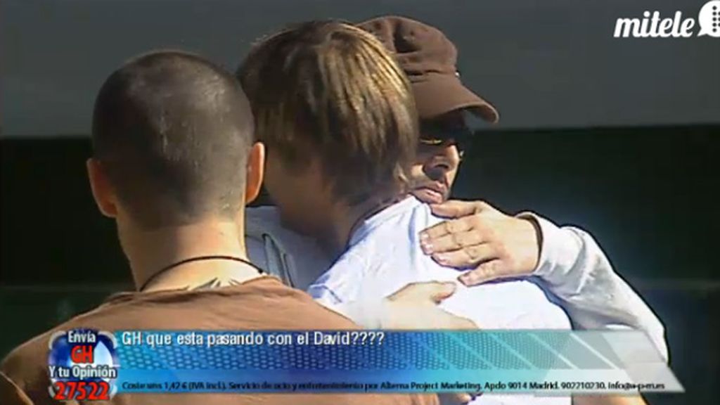 David abandona la casa