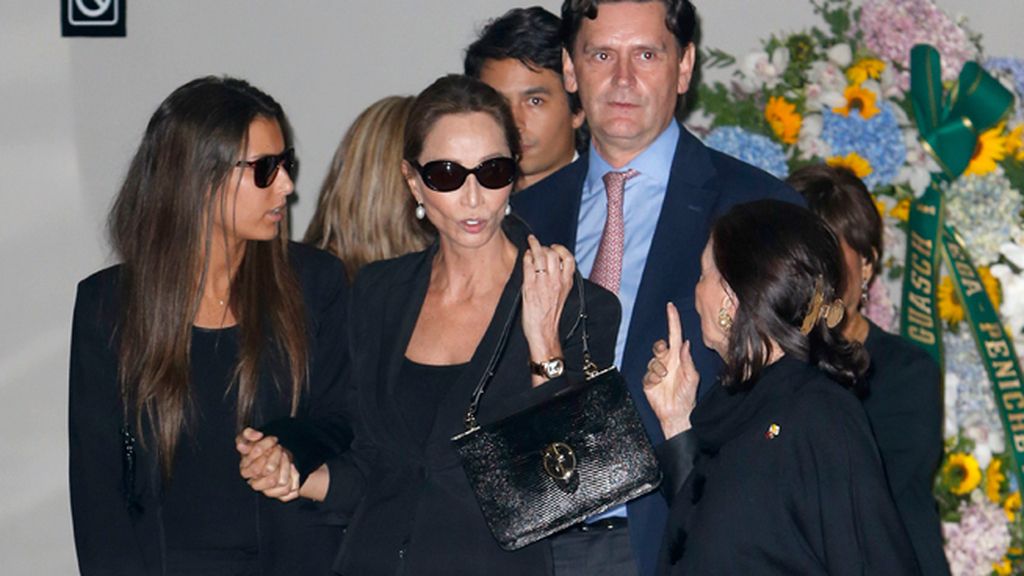 Isabel Preysler dedicó su vida a su marido en los últimos meses