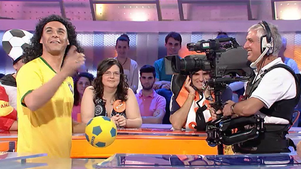 Christian se disfraza de Ronaldinho