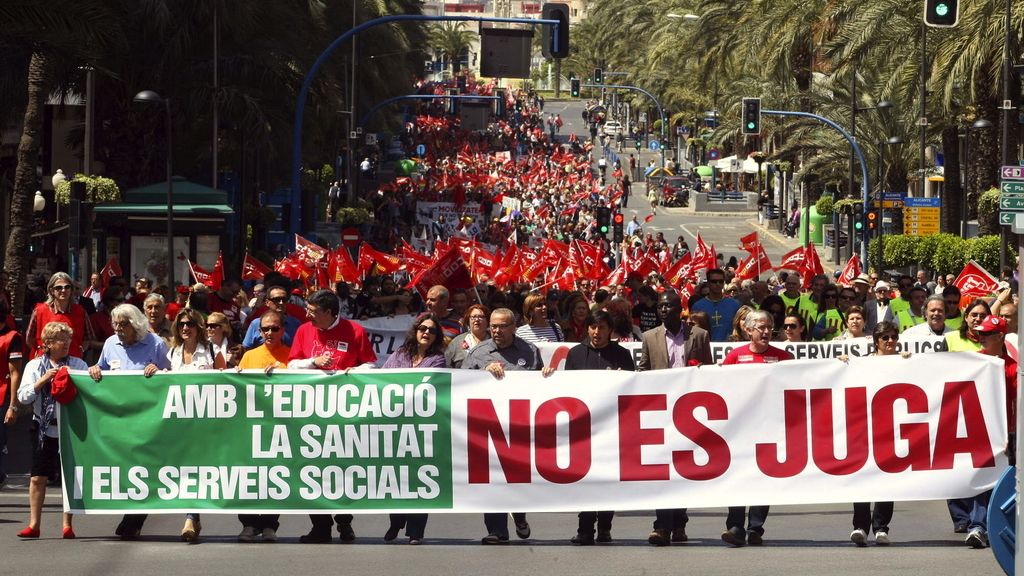 España se manifiesta contra los recortes del Gobierno