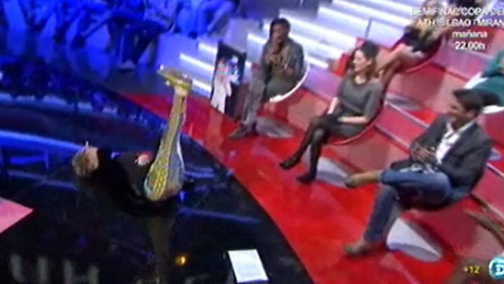 Milá, a Pepe: "¿Pero me tengo que tirar al suelo para que te calles?"