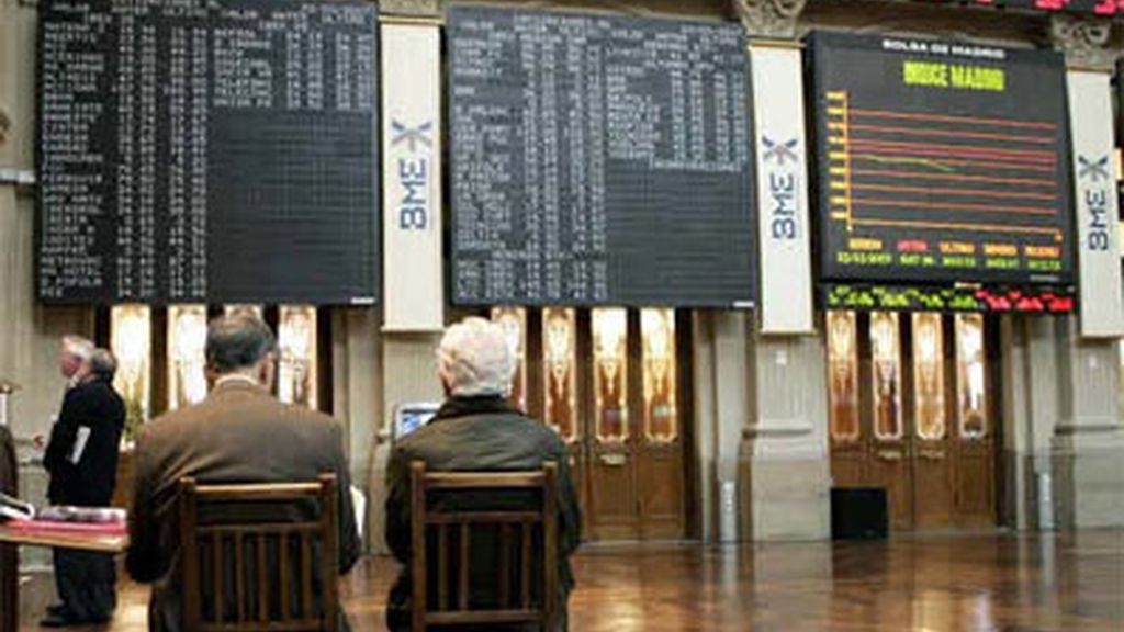 La bolsa de Madrid vuelve a caer ante las dudas sobre Grecia