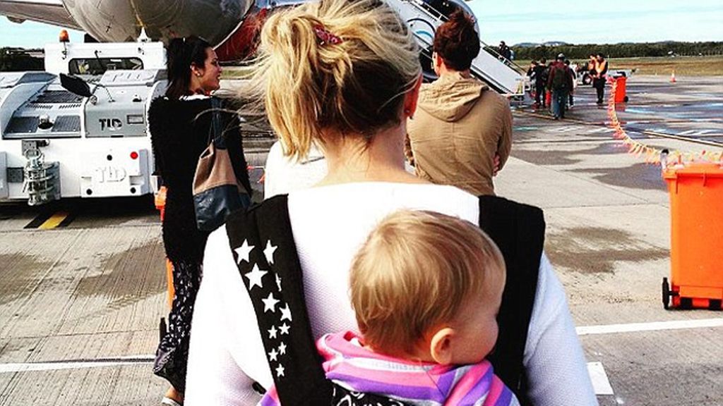 La viajera más pequeña del mundo recorre el globo en 10 meses