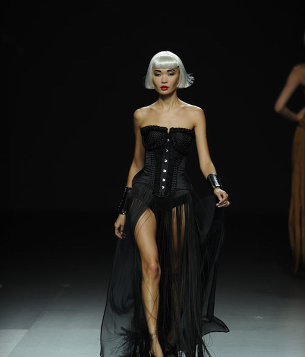 Así son los fetiches de Maya Hansen