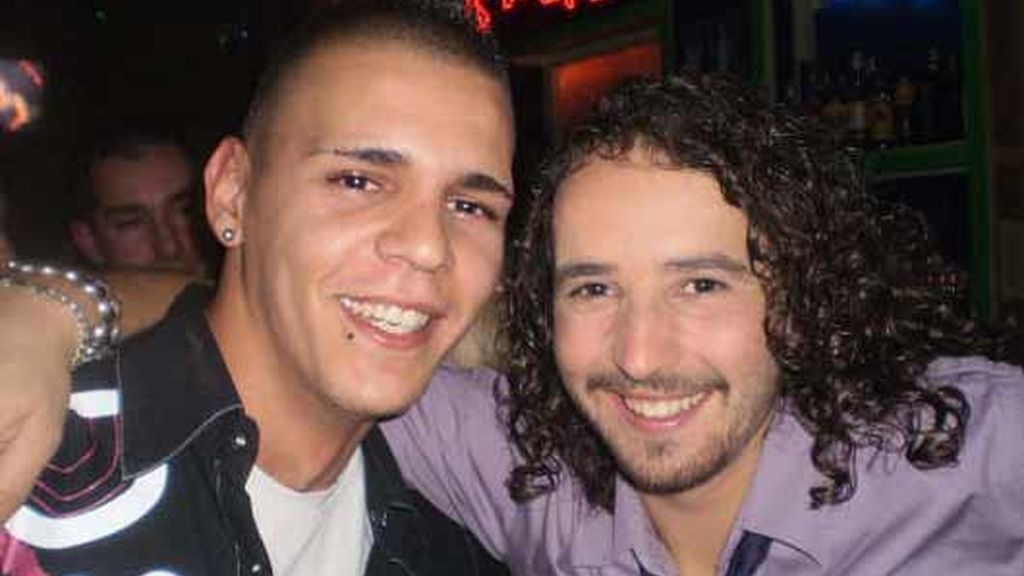 "Palomares es gay y me robó a mi novio"