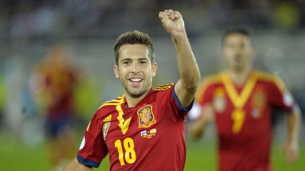 España vence con comodidad a Finlandia 0-2