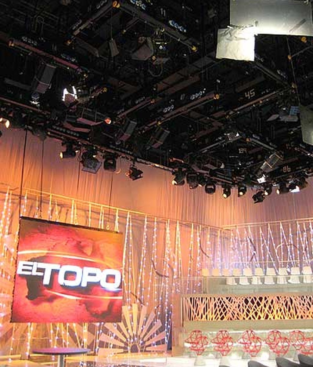 Nos colamos en el plató de 'El Topo'