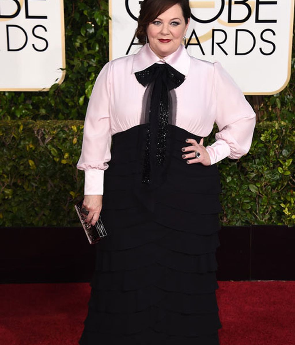 Las actrices arriesgan poco en la alfombra roja de los Globos de Oro