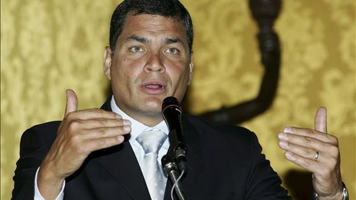 Correa ratificó que el próximo miércoles viajará a Venezuela, donde se rendirá un homenaje a la histórica Batalla de Carabobo y se celebrará una cumbre extraordinaria de la ALBA en la que concretará el ingreso formal de Ecuador. EFE/Archivo
