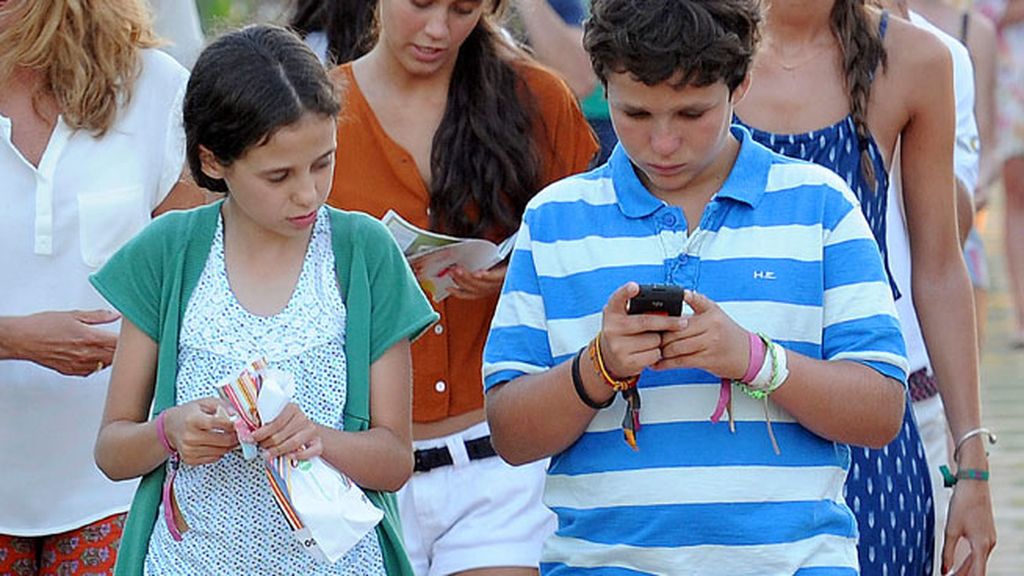 El relaciones públicas (literal) de la Familia: "el alma de la fiesta"