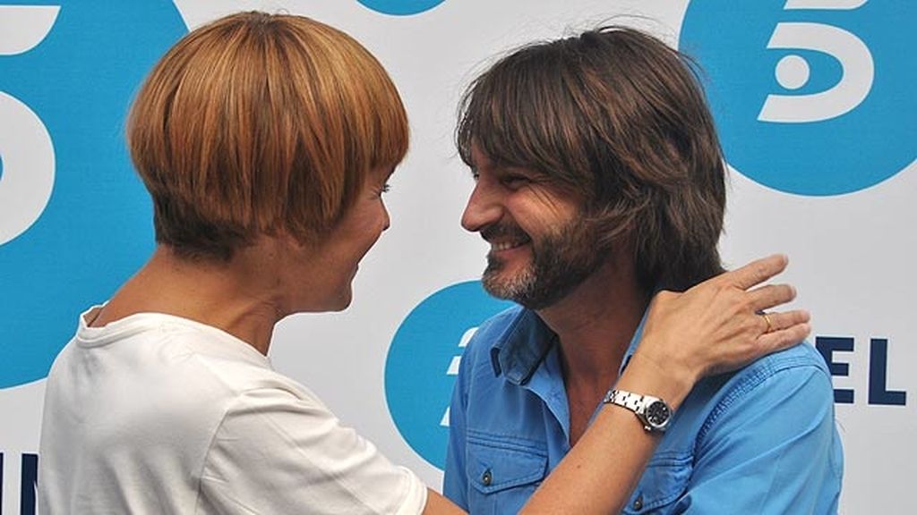 La vida de Lola y Javi se trastocará con su llegada