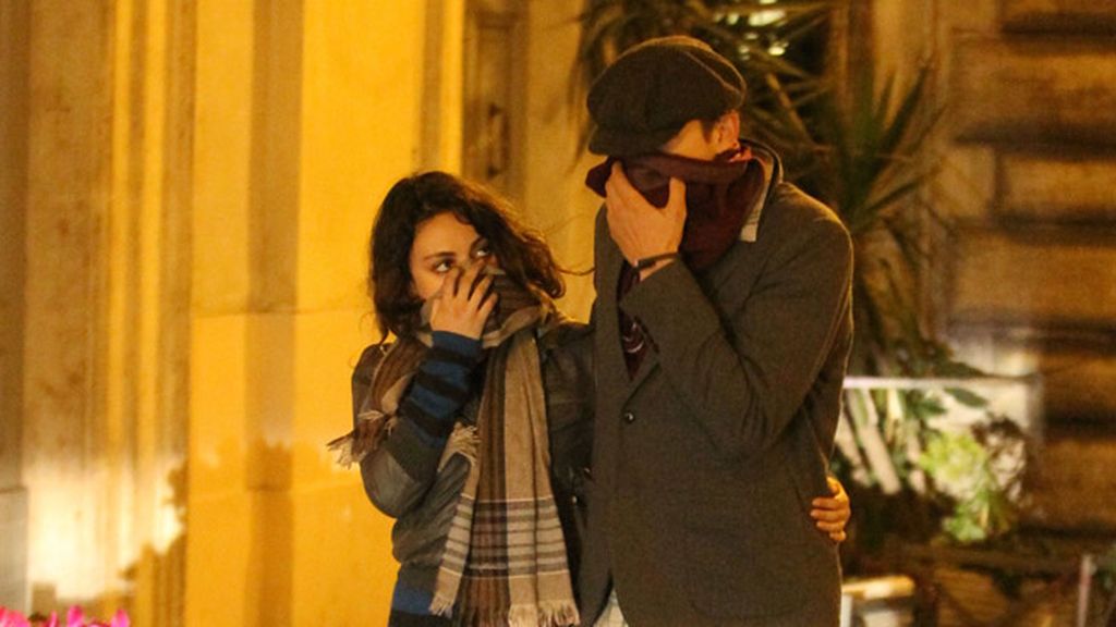 Mila Kunis y Ashton Kutcher, de profesión: taparse la cara