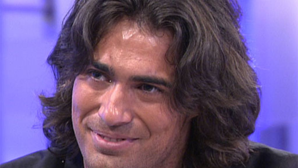 Reche se derrumba en plató