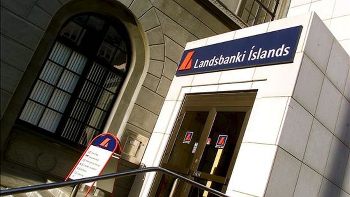 Las oficinas principales del banco islandés Landsbanki en Reikiavik. EFE/Archivo