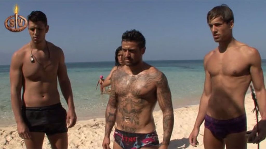 Haga sol o haga frío, los 'bonitos' presumen de cuerpos