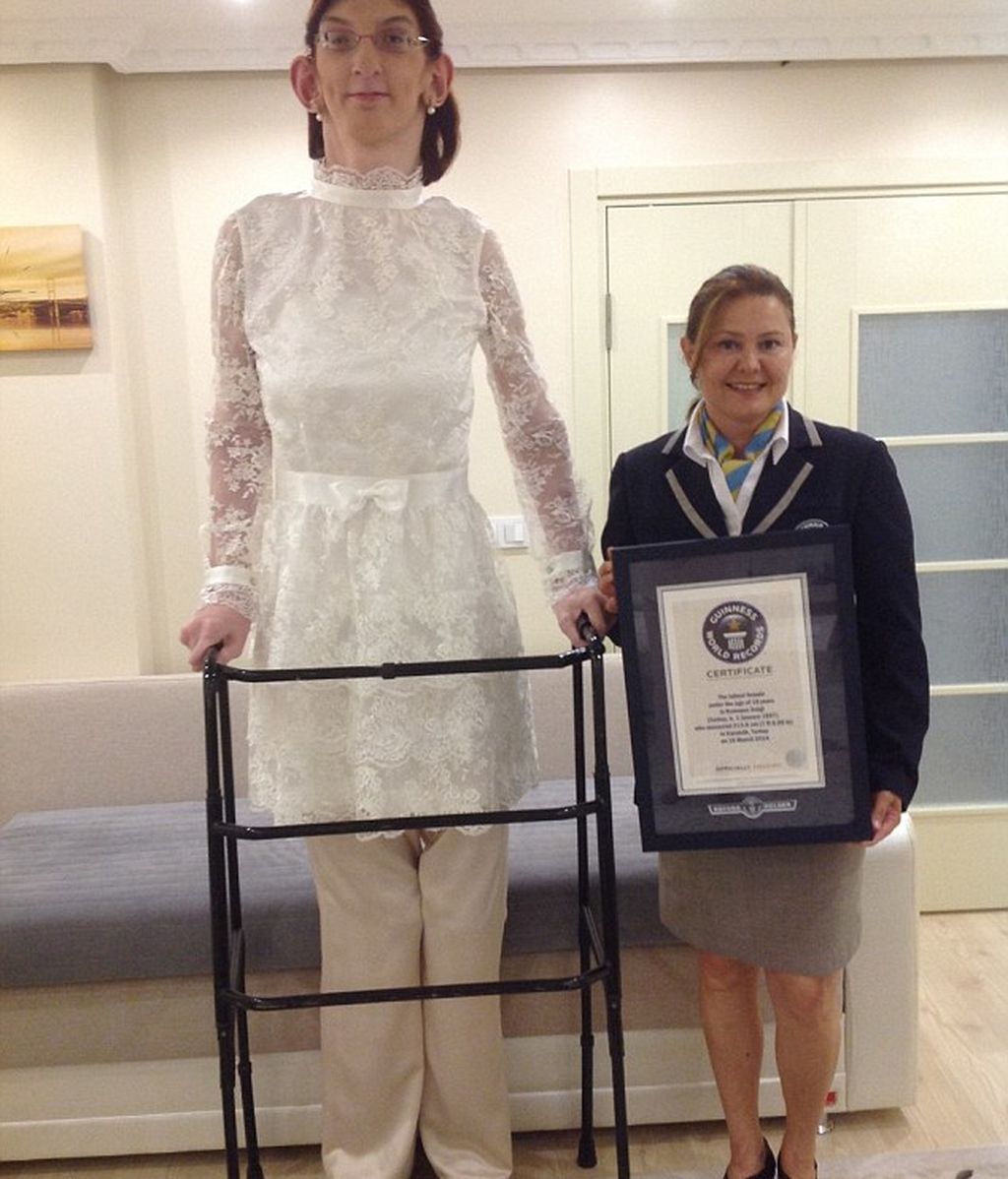 Rumeysa Gelgi, la adolescente más alta