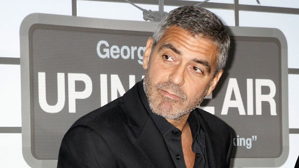 George Clooney, enamorado y de estreno