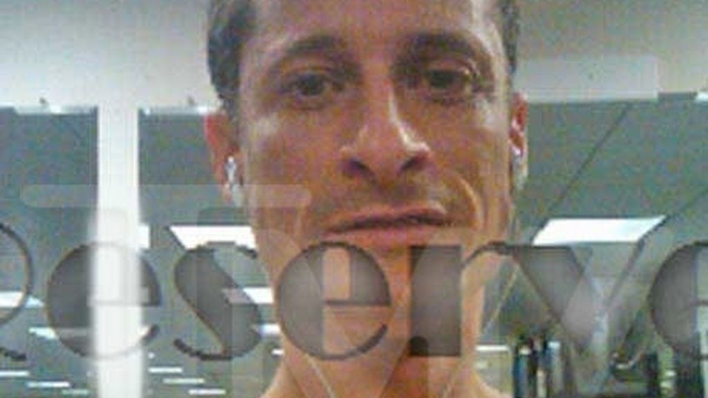 Nuevas fotos subidas de tono del congresista demócrata Weiner