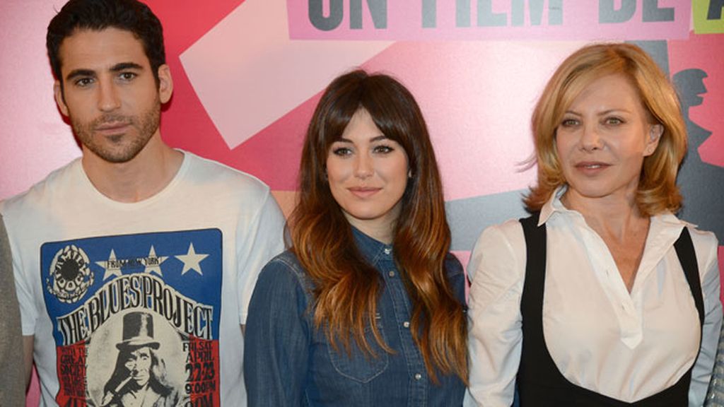Buen rollo en la presentación con Hugo Silva y Blanca Suárez