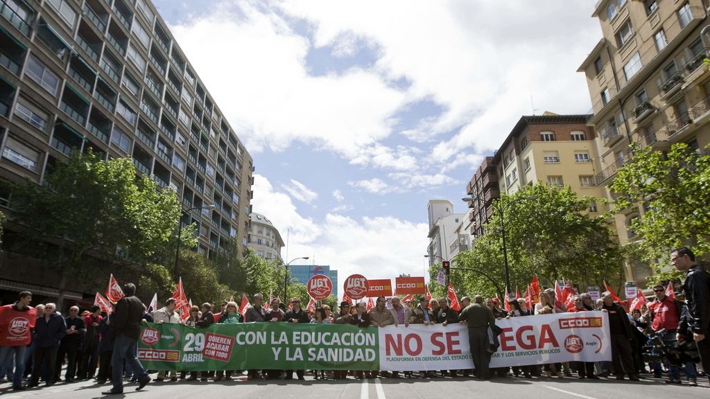 España se manifiesta contra los recortes del Gobierno